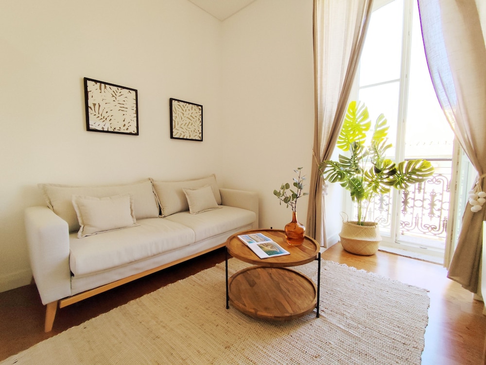 Nap in the Shade Apartment