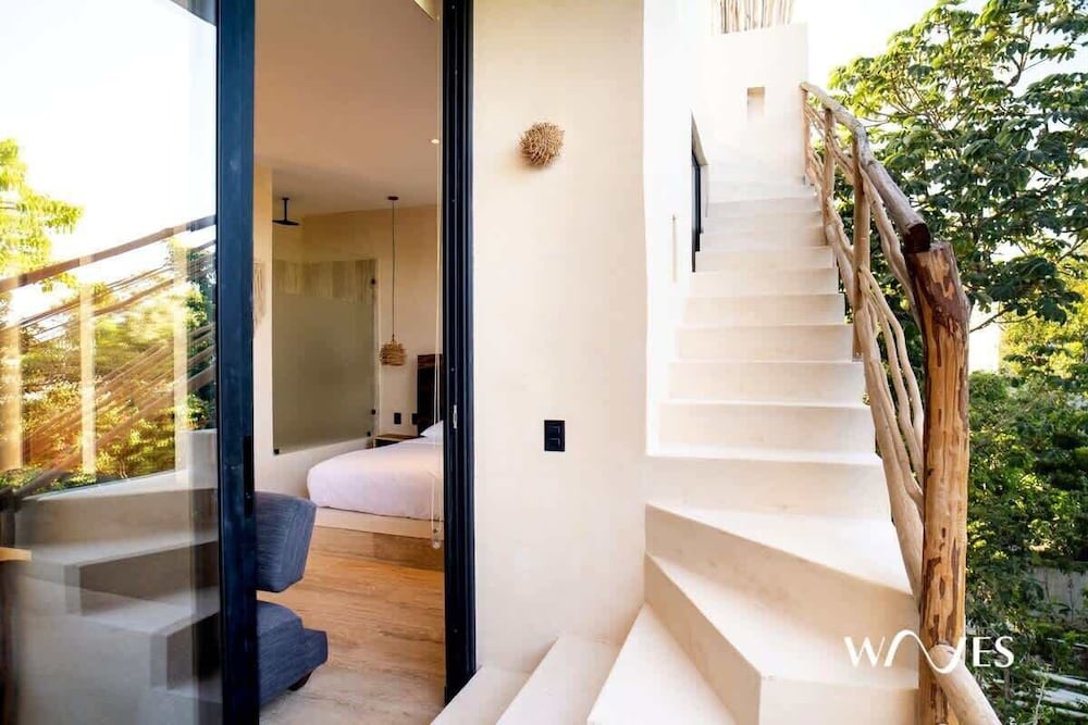 Great Located Studio PH With Private Pool by Waves Management