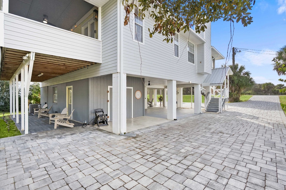 Serene Matanzas Beach House Half A Mile to Sand