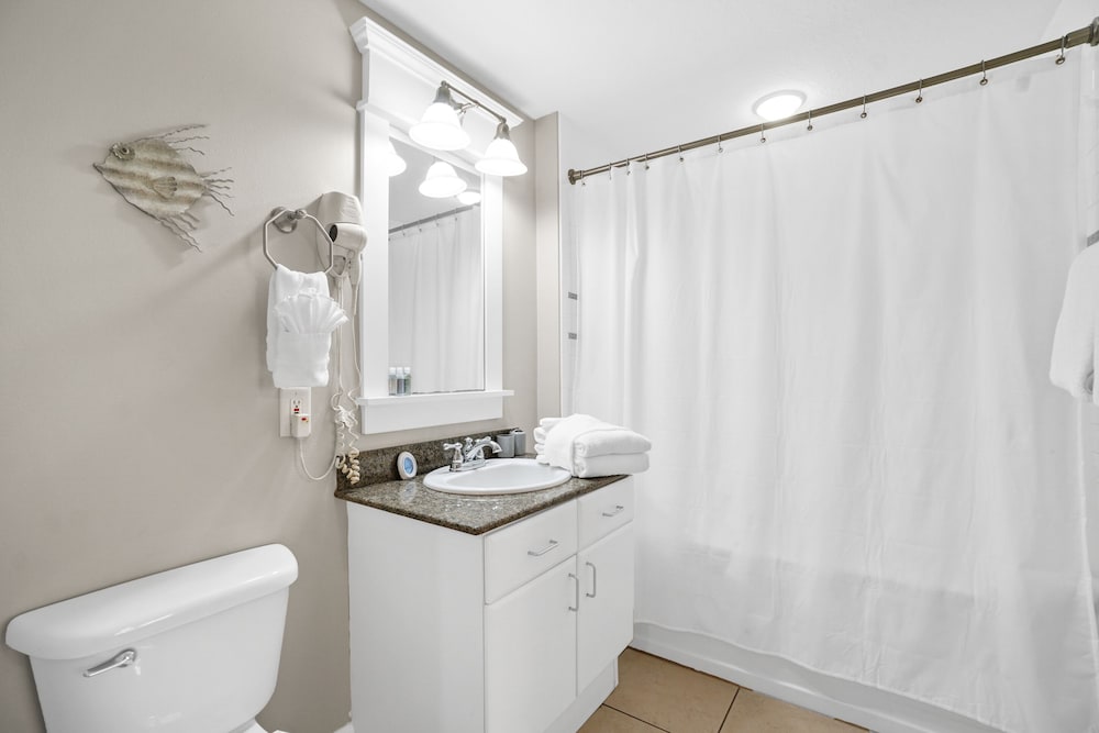Grand Panama Beach Resort by Panhandle Getaways