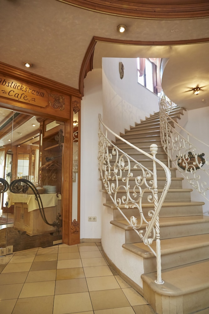 Flair Hotel Weinstube Lochner - Property Image 33