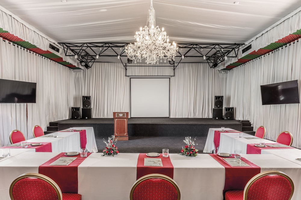 meeting & event spaces
