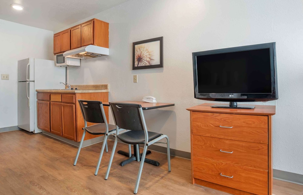 Extended Stay America Select Suites - Jackson - South