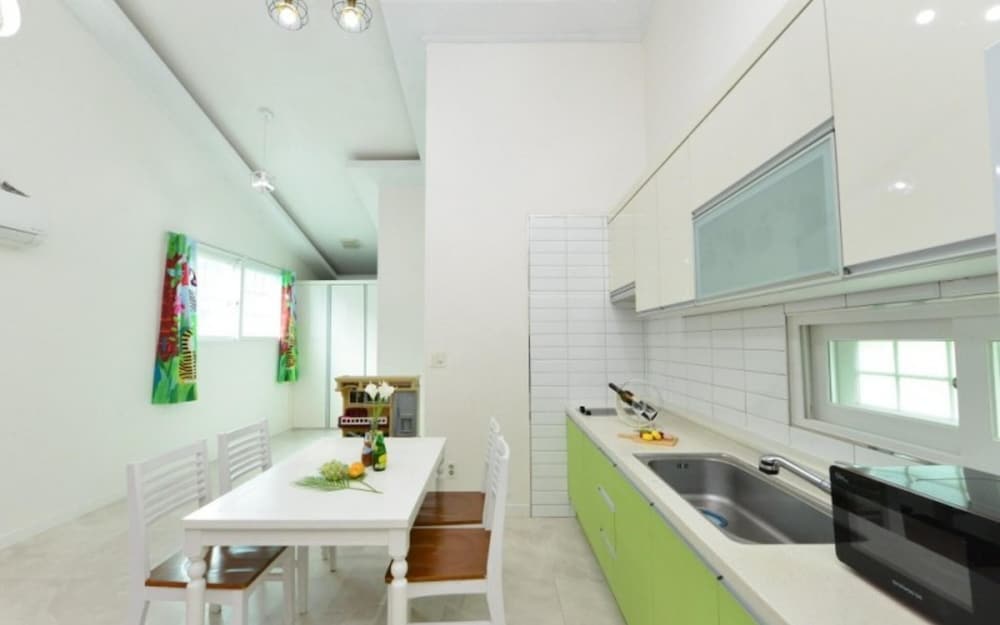 Gapyeong Shinbi Kids Pool Villa