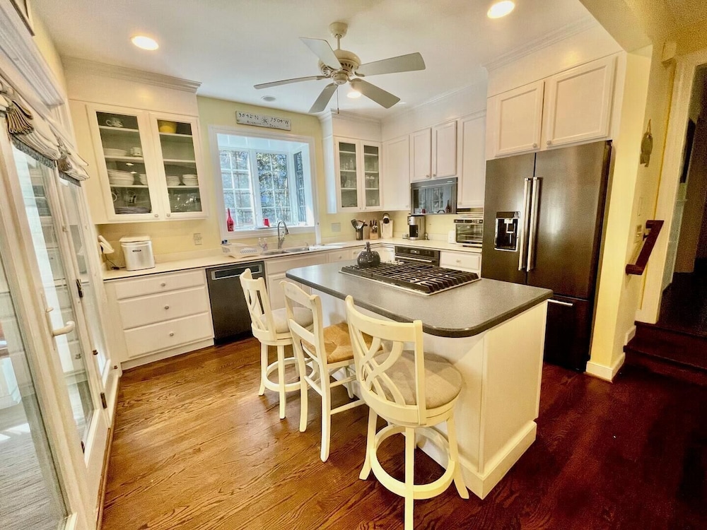 Henlopen Avenue 58