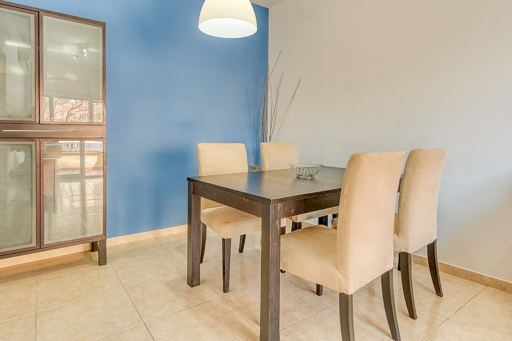 Apartment in Roses With Waterfront Views