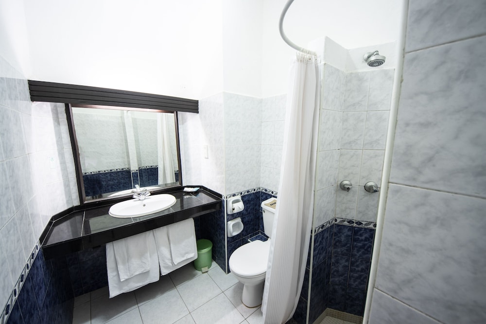 Bamburi Beach Hotel - All Inclusive