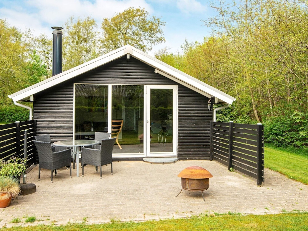 4 Person Holiday Home in Hemmet-by Traum
