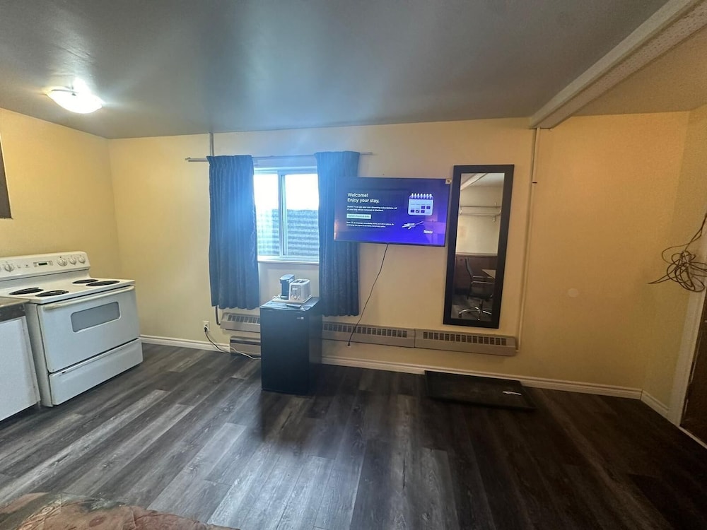 Pine Ridge Motel