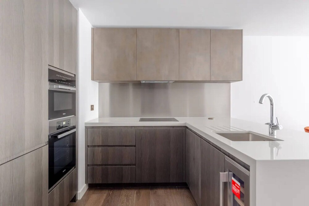 Luxurious 1BD Flat by the River Thames - Vauxhall