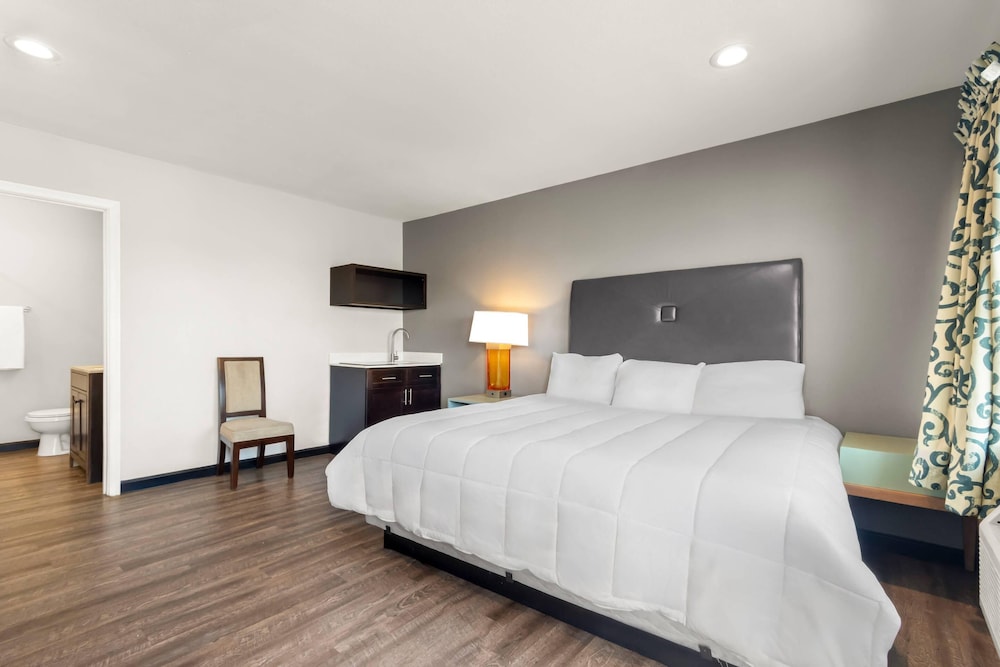 Suburban Studios Ridgecrest near China Lake Naval Station