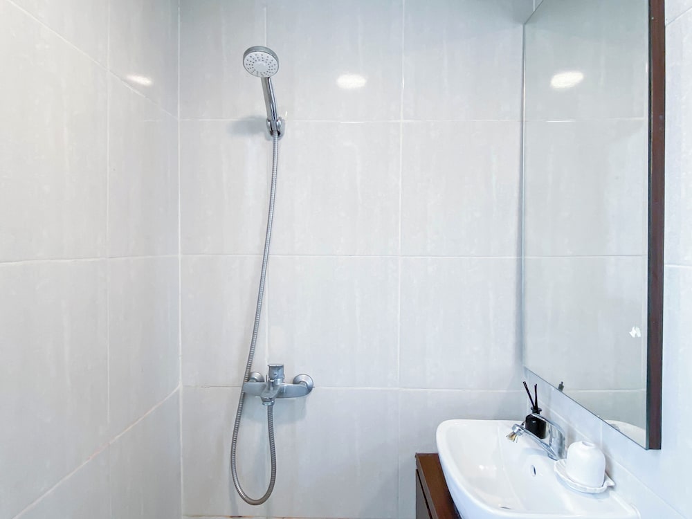 Chic And Cozy Studio At Meikarta Apartment
