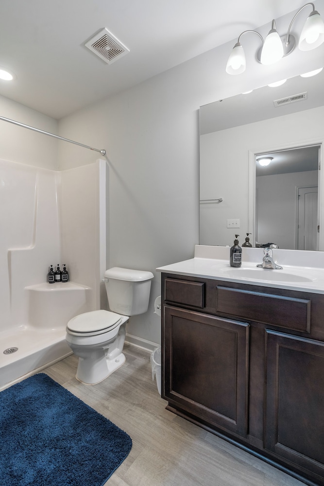 King 3BR Townhouse Mins to Cary NC State