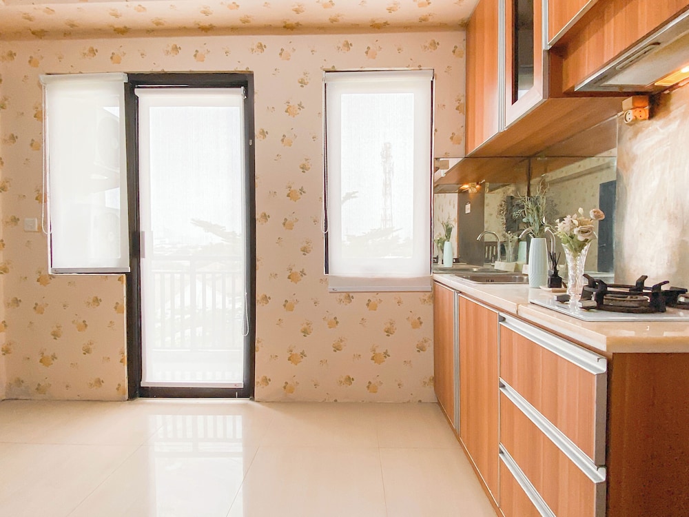 Good Deal 2Br Apartment At Metropark Condominium Jababeka