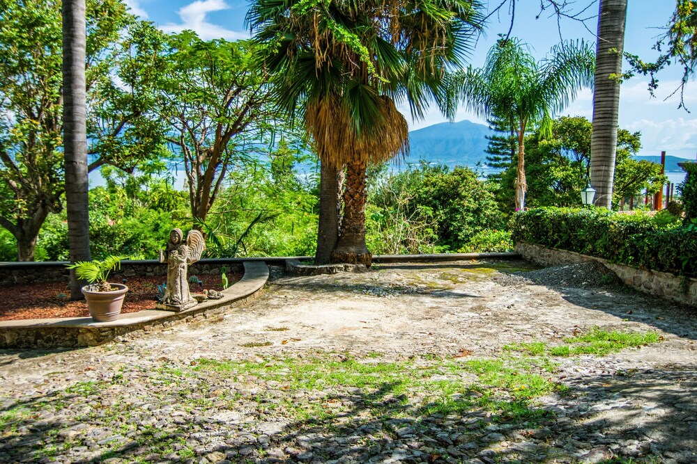ANANA Rancho San Rafael