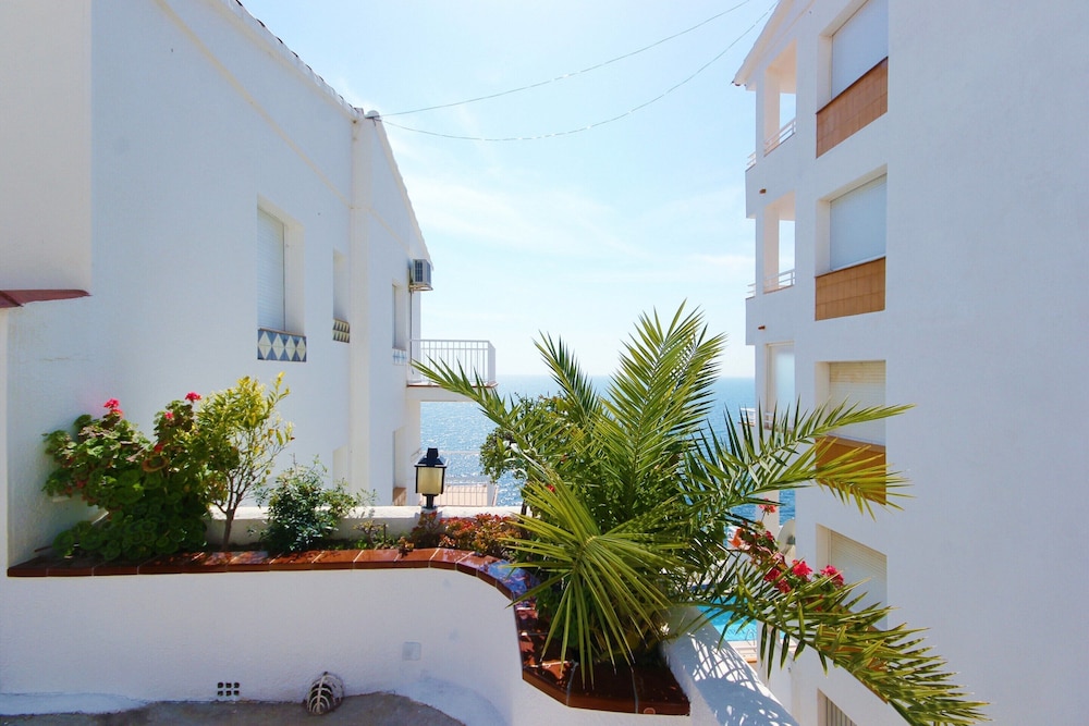 Apartment in Roses Near Canyelles Beach