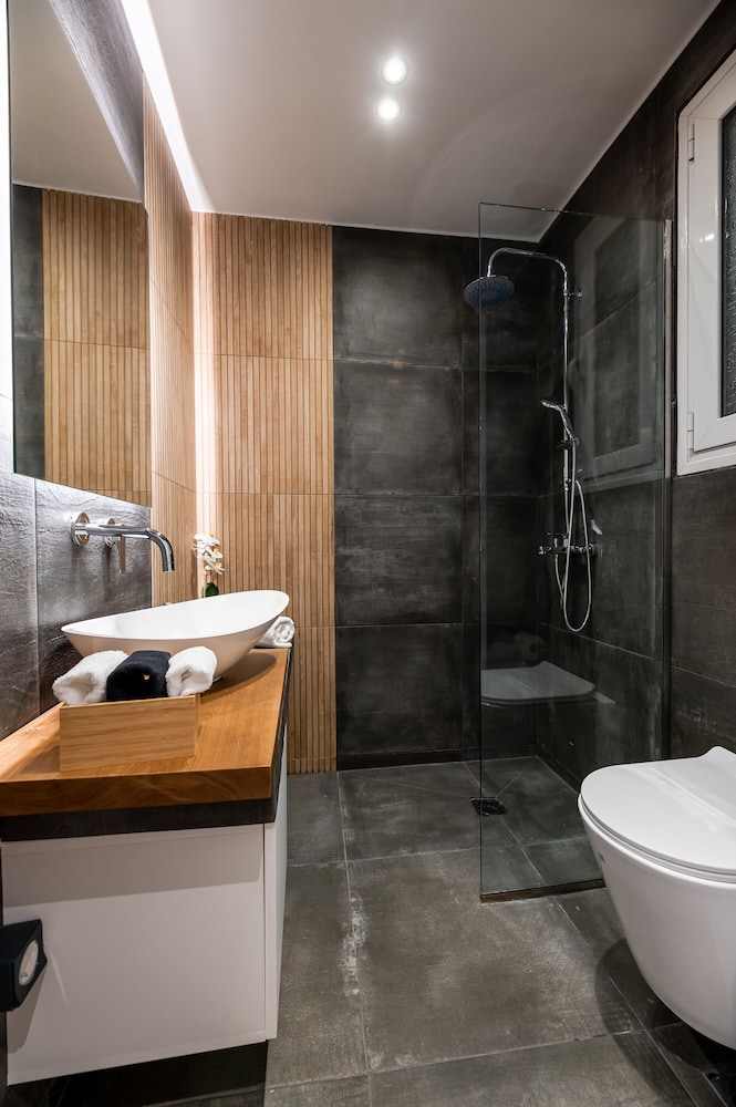 Acropolis View Deluxe Penthouse & Luxury Apartments
