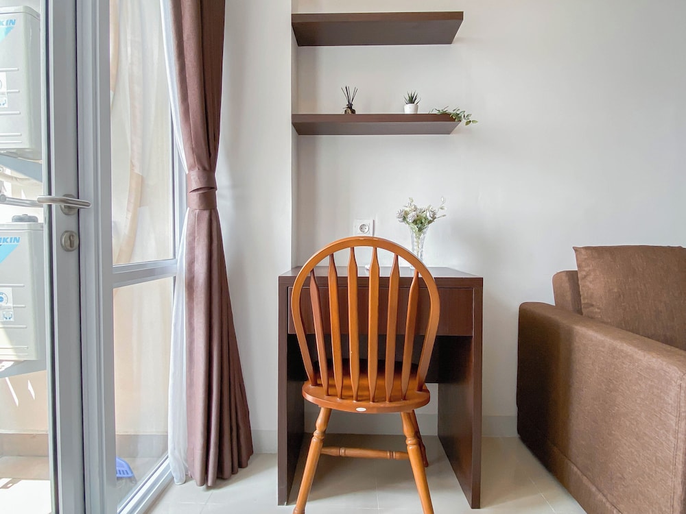 Modern 2Br At Vasanta Innopark Apartment