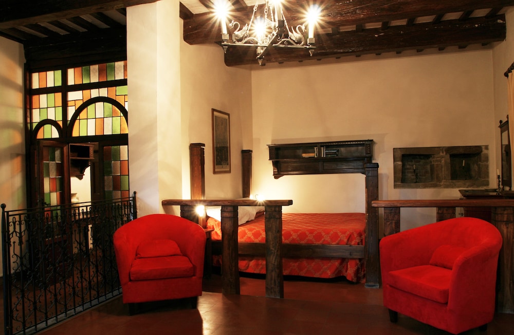 Castello Di Petroia Relais view 5