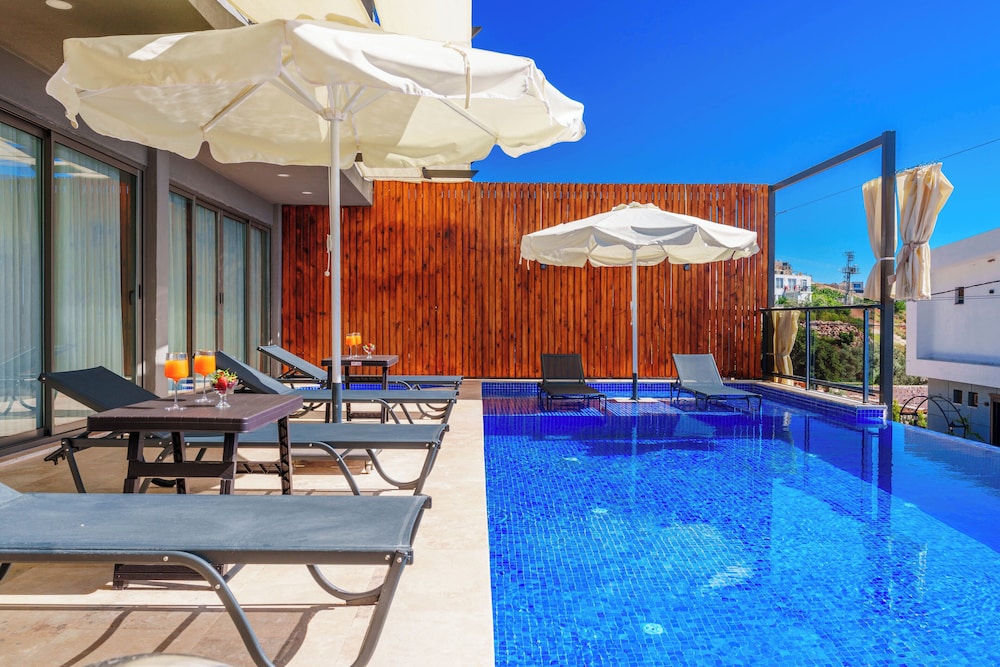 Grand Emora Villas