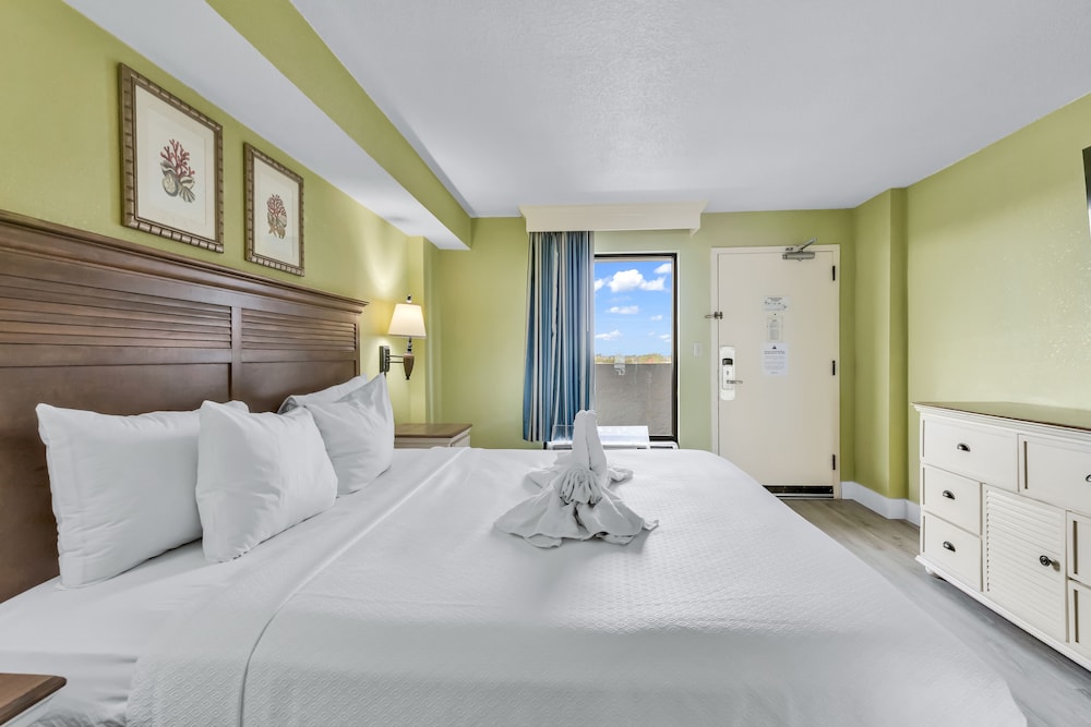Beach-front Condos Located in the Caribbean Resort with Pool and Lazy River view 5