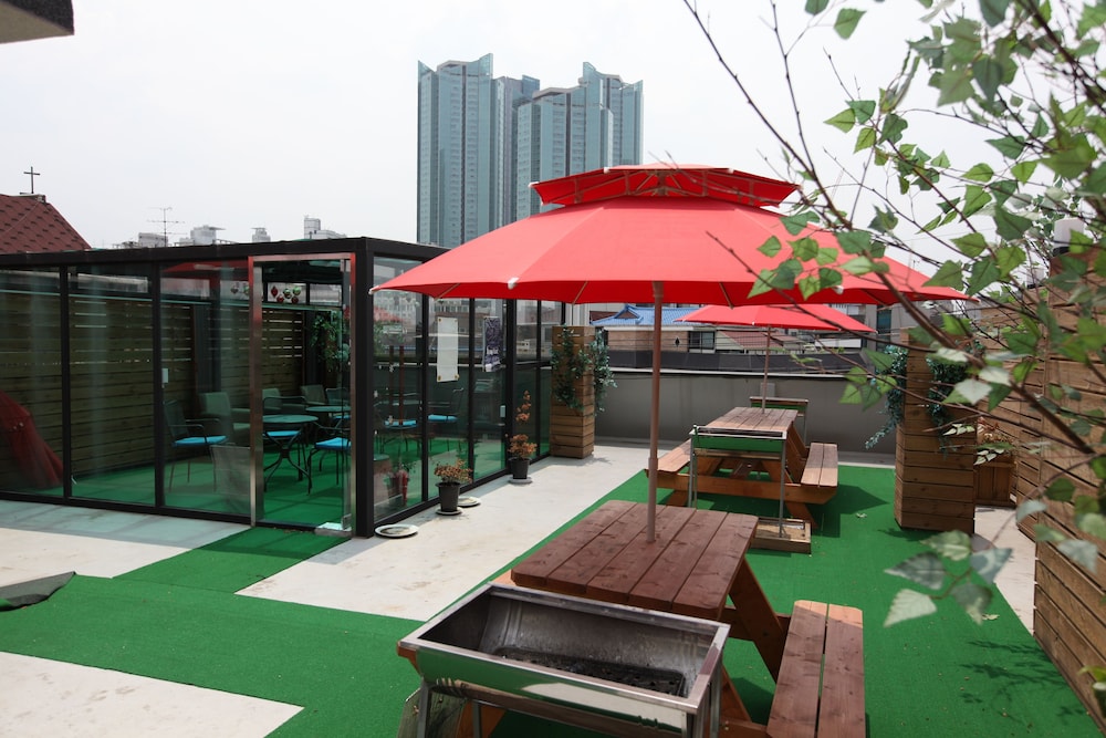 Lombard House - Hostel