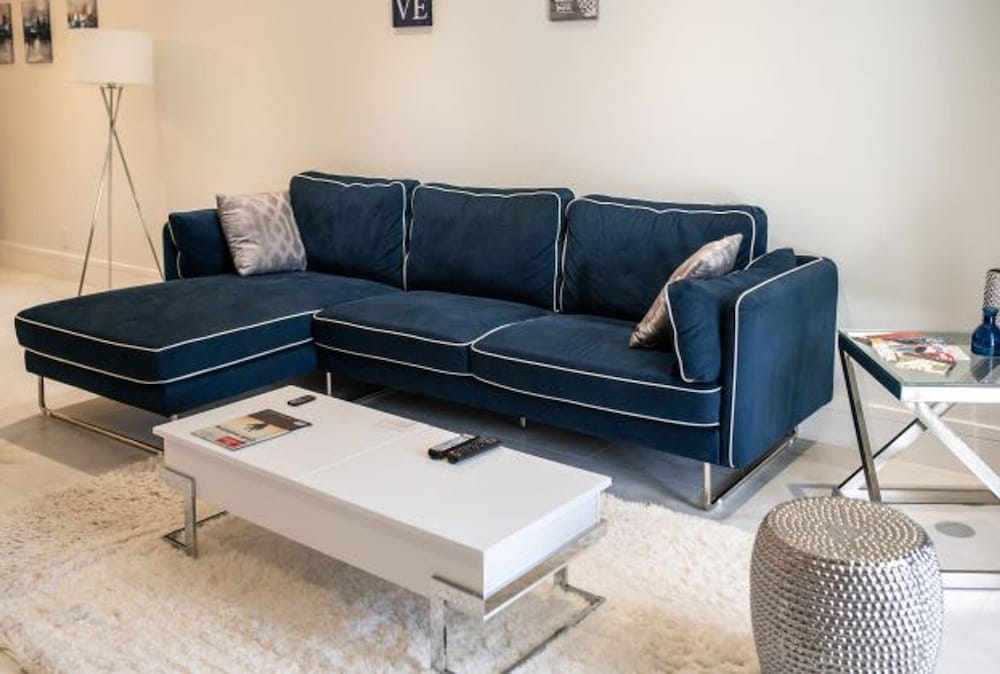 Two Bedroom Cable Beach Condo With Patio