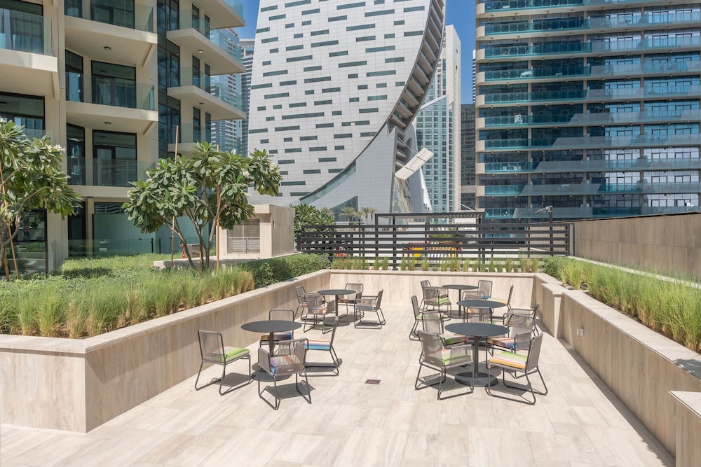 Extravagant 2 Bedroom in Urban Oasis Perfect for 6
