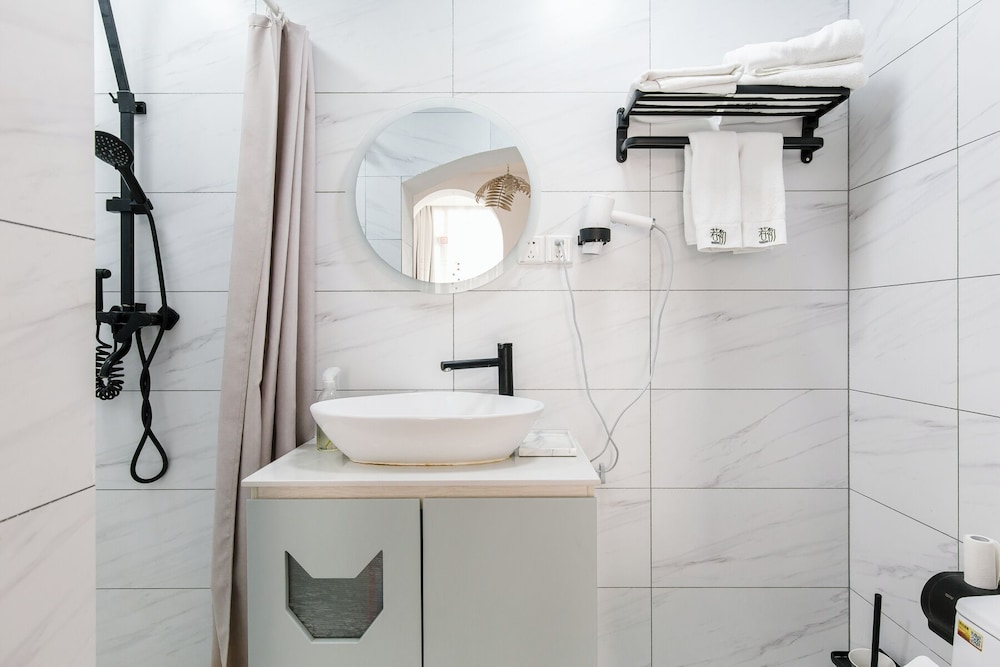 Shanghai Ruochu Designer Guesthouse-Near Shanghai Pudong Airport & Disneyland