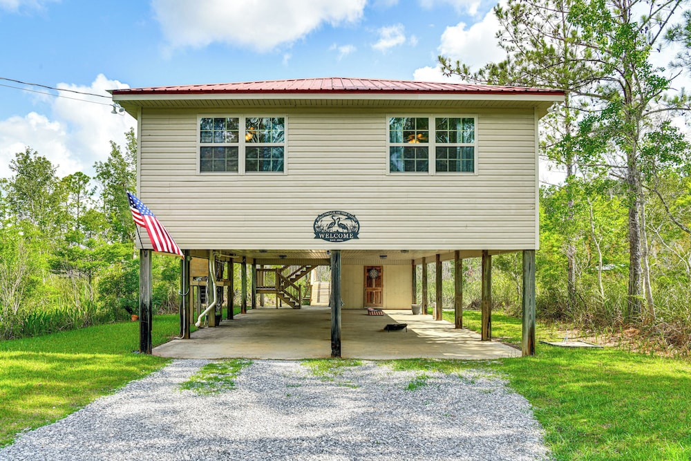 Canal-front Abode w/ Private Dock in Bay St Louis