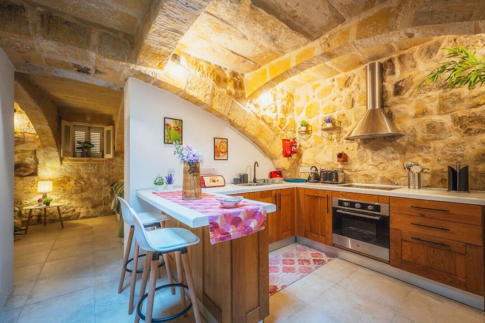 Traditional 500 Year old Gozitan Townhouse