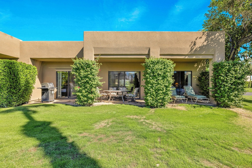 Isleta Vista Getaway
