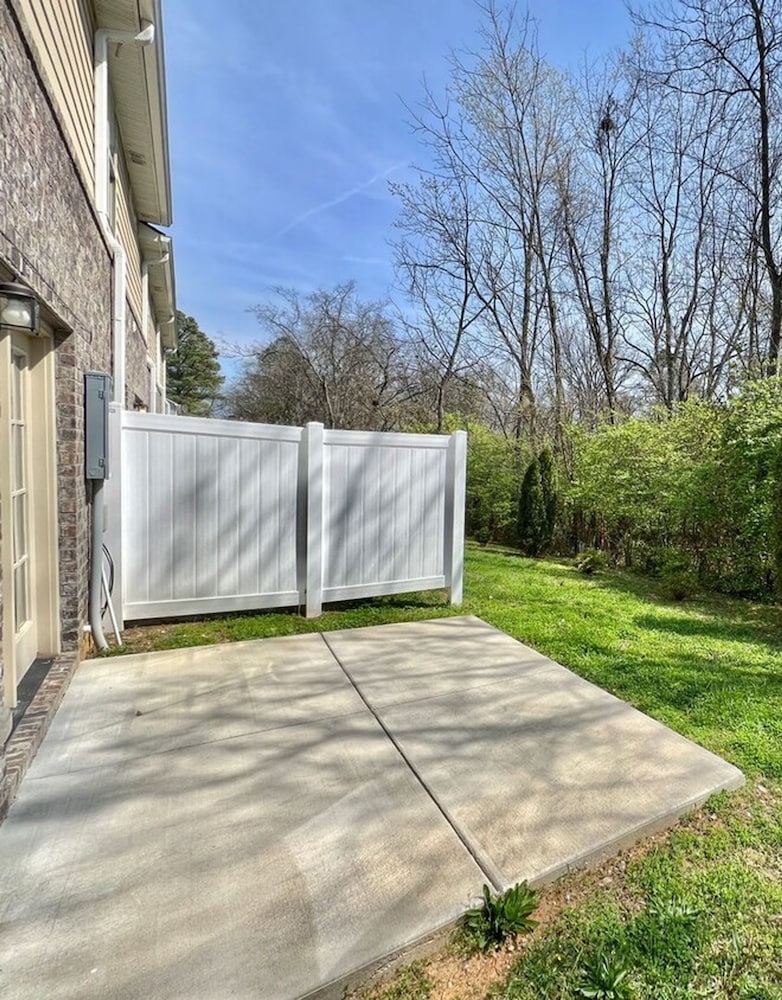 1 King 1 Queen 2 Double Garage Washer Dryer