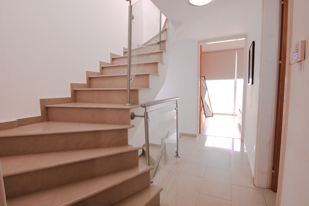 Phaedrus Living Beachfront Villa Riva