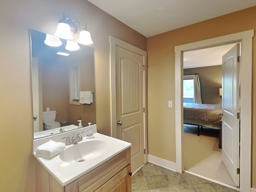 Gulfway Hideaway by Taylor Made Deep Creek