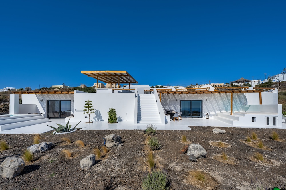 Abrazo Villas
