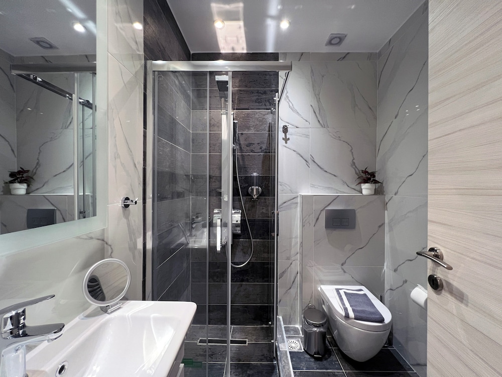 Mango Apartment & Suite by halu!
