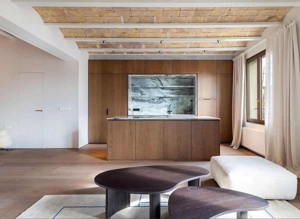 Barcelona Blissful Apartment Escape