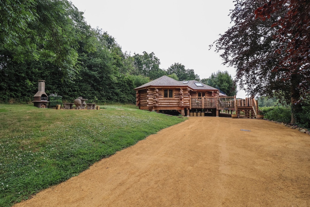 Copper Lodge