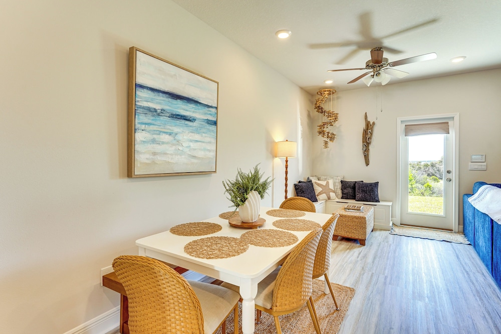 Steps to Ocean: Chic Home w/ Patio in Port St Joe!