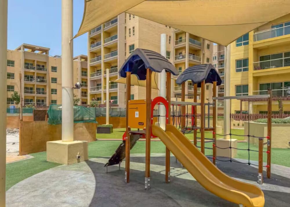 Binghatti Phoenix JVC Near Circle Mall