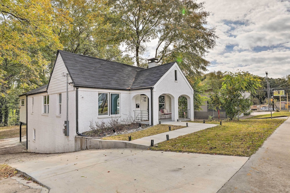 Eclectic Atlanta Abode < 3 Mi to Downtown!