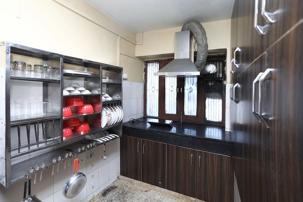 OYO 12437 Home Valley View 2BHK Villa Gun Hill