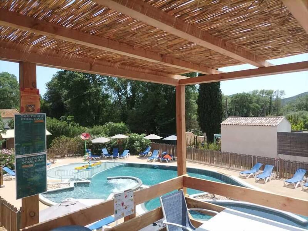 Camping Le Moulin des Iscles photo 3