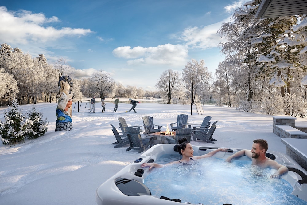 2 Lake Cabins Pool Hottub Game Room 23acs
