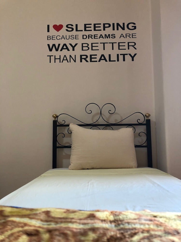 Meramees Hostel