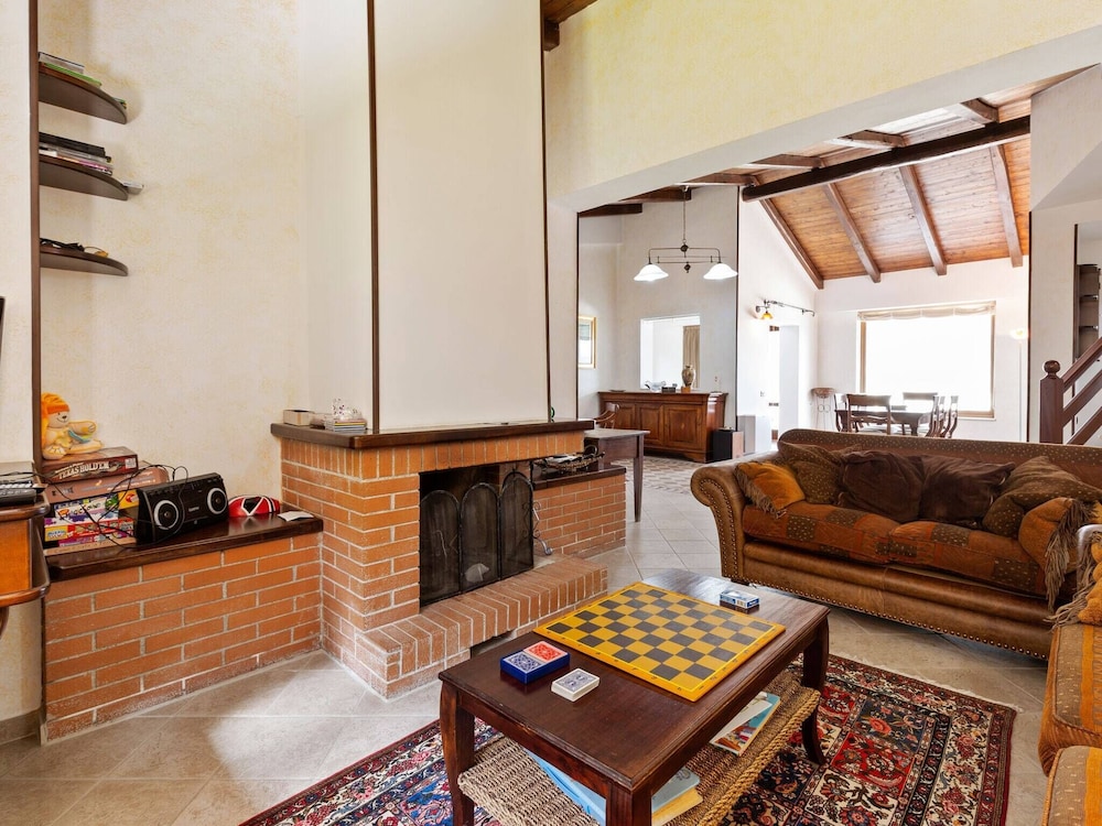 Valley View Villa in San Mango D'aquino with Hot Tub photo 4