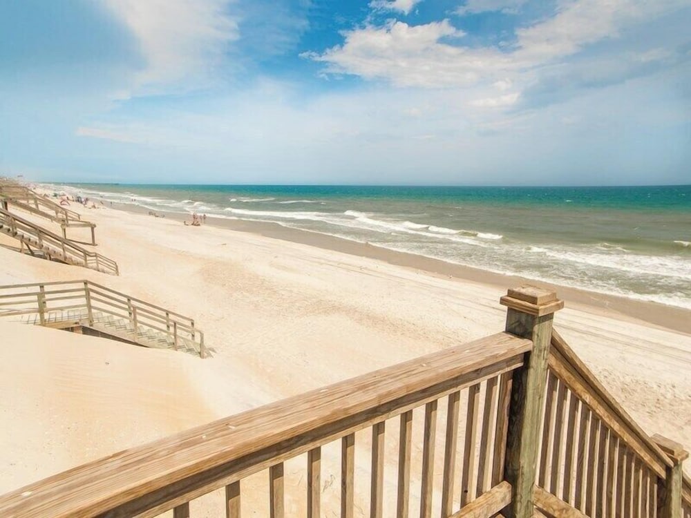 Pelican Perch by Topsail Realty