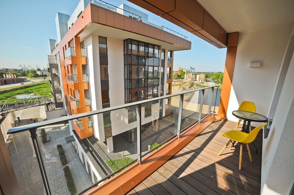Grand Apartments - Modern Old Town
