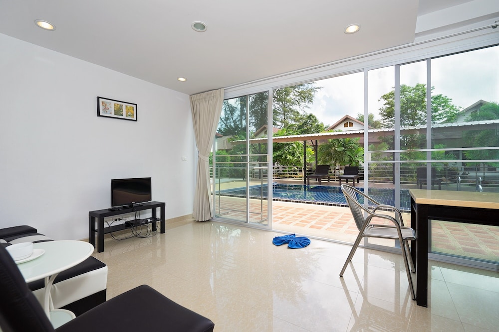Lipa Bay Residence view 2